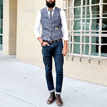 Load image into Gallery viewer, Commuting Double Pocket Single-Breasted Vest
